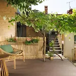 Old Town Nona Apartment - Balcony, Garden And Free Parking